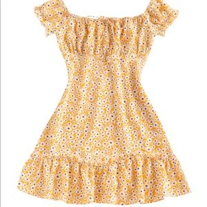 Sweet summery dress! Very feminine!